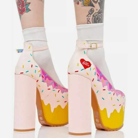 ⭐🍨🍭Care bears platform frosting🍭🍨 - Picture 2 of 9